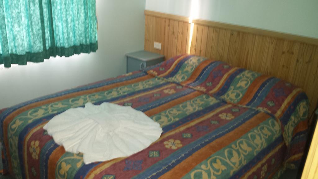 Smugglers Cove Holiday Village Форстер Экстерьер фото
